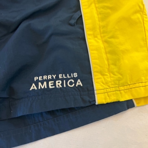 PERRY ELLIS Vintage 90’s Men’s Swimming Trunks, Size XL - Picture 2 of 7